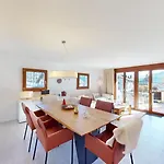 Chalet-style Maisonette With Mountain View *