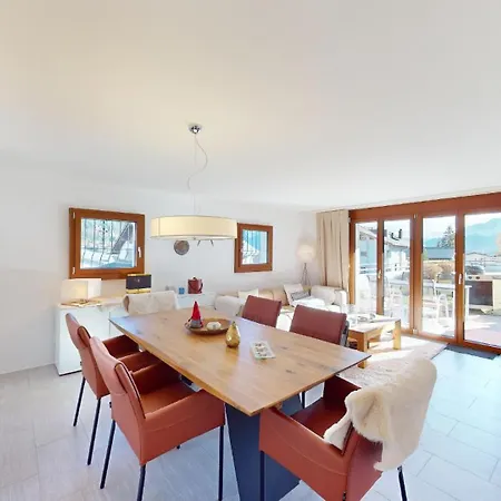 Chalet-style Maisonette With Mountain View *
