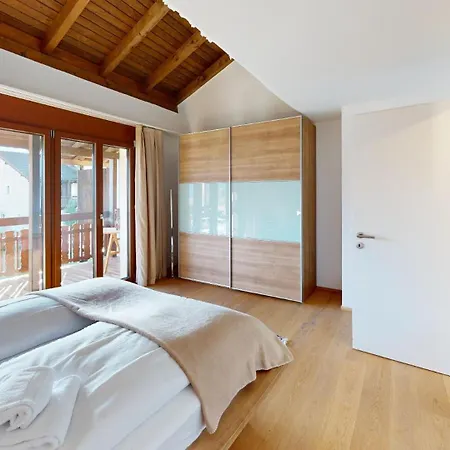Chalet-style Maisonette With Mountain View Lenz