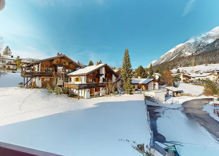 Family Tgiampi Sot Lantsch Lenzerheide * Lenz